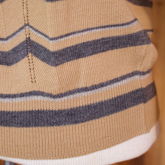 Vintage I. Magnin Jaeger 100% Wool Brown & Grey Chevron Knit Moch Neck Sweater - Picture 12 of 15